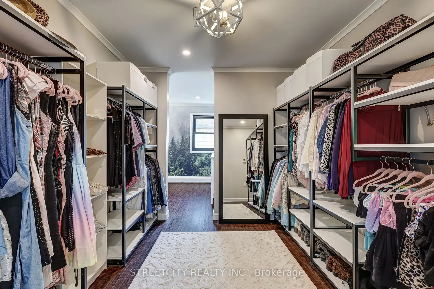 Additional image 13 of 7 Thistle Court