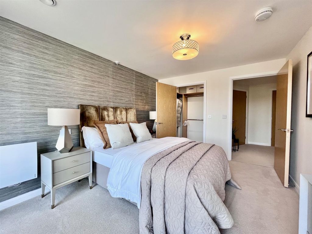 Additional image 6 of 2 bed flat for saleStation Road, Buxton SK17