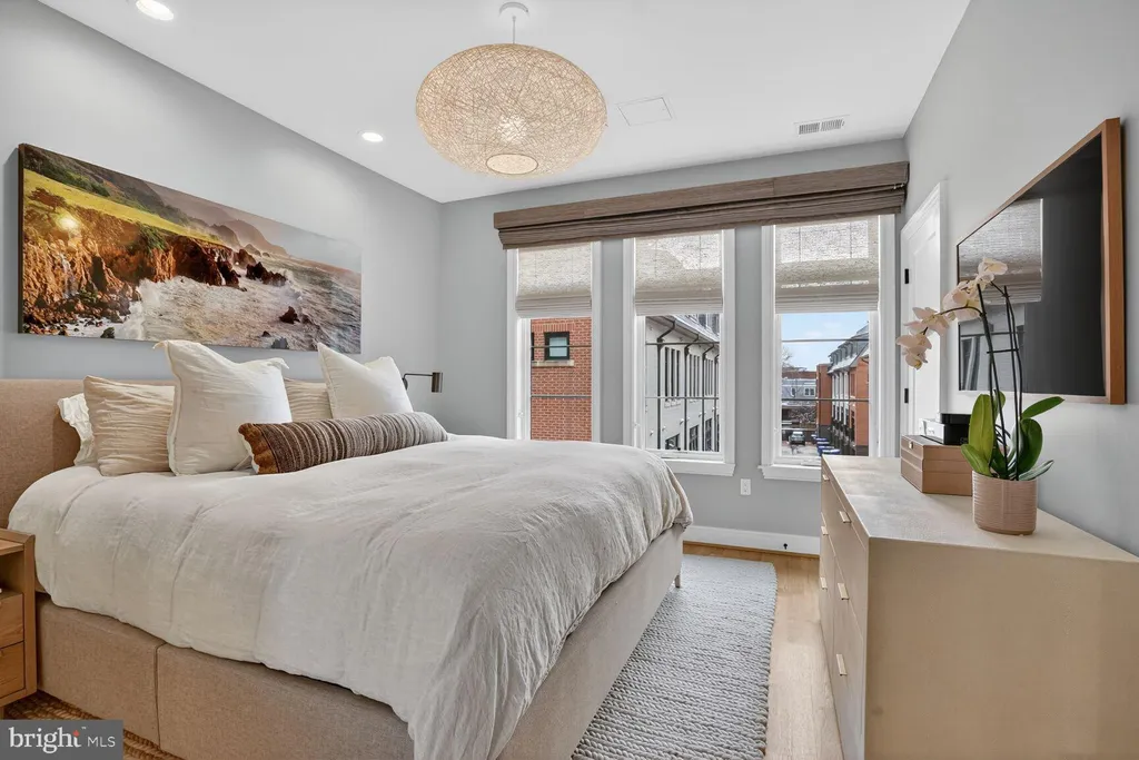 Additional image 15 of 1305 D Street SE, Washington, DC 20003