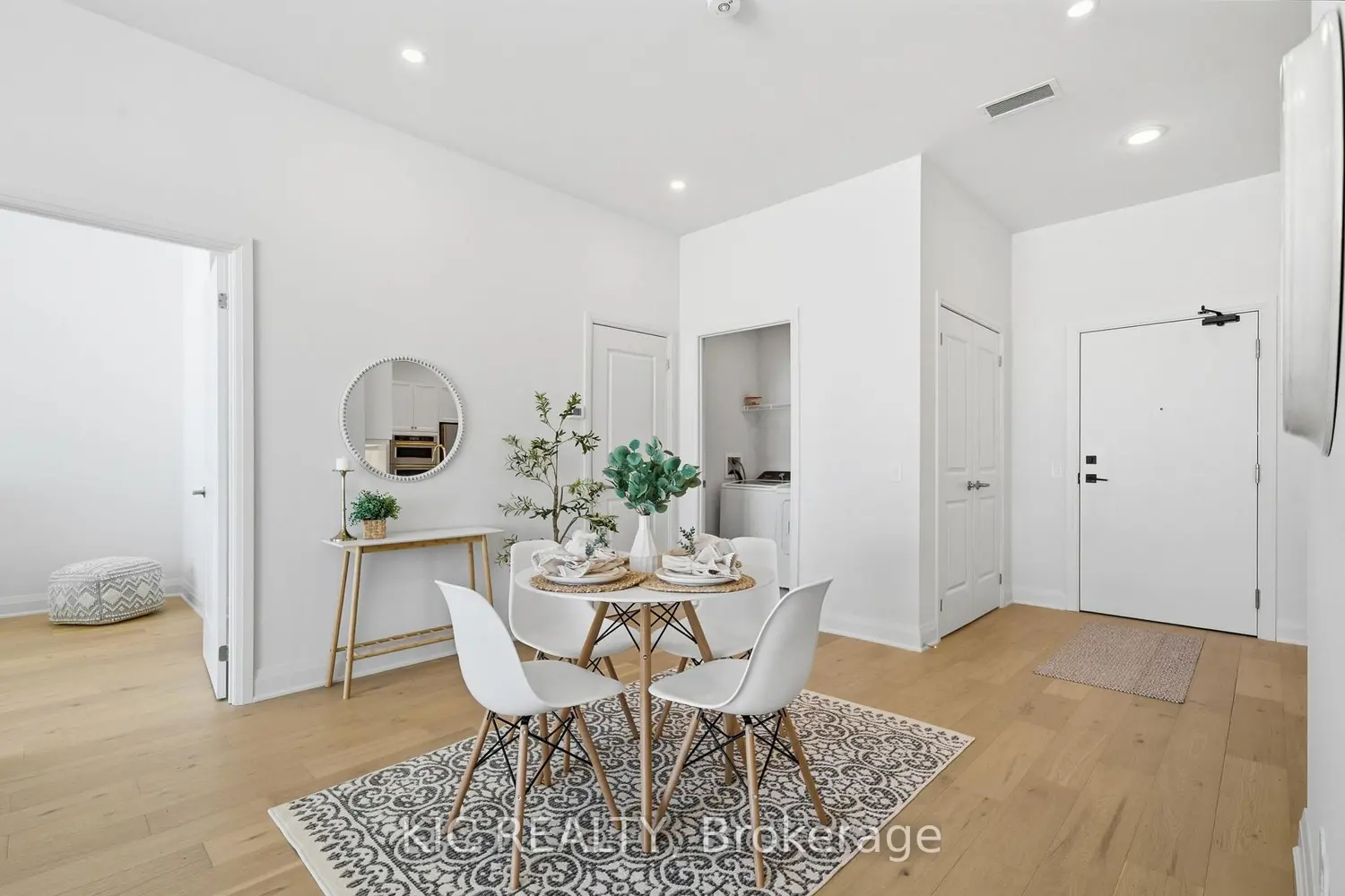 Additional image 6 of 99 Louisa Street 210