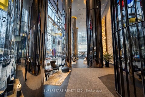 Additional image 8 of 4208-10 York Street, Toronto, ON, M5J 0E1