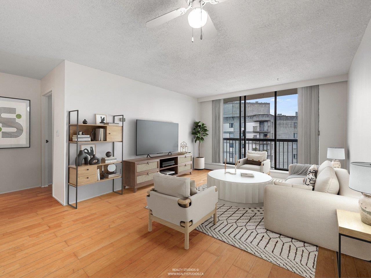 1605-145 St. Georges Avenue, North Vancouver, BC, V7L 3G8