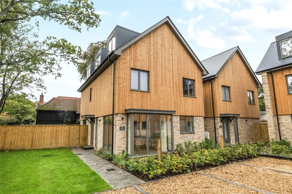5 bed detached house for saleLower Pennington Lane, Lymington, Hampshire SO41