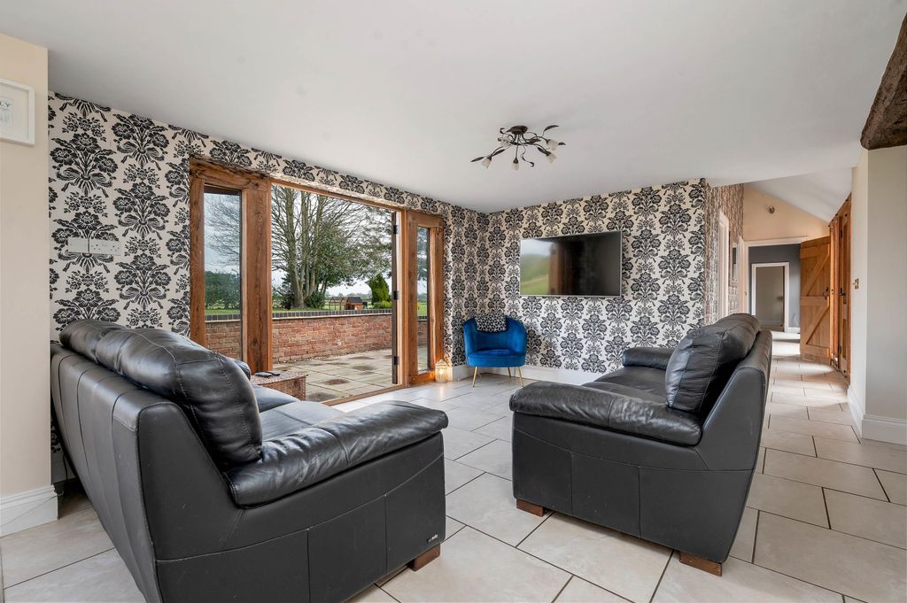 Additional image 8 of 6 bed detached house for saleGrange Road, Knightley, Stafford, Staffordshire ST20
