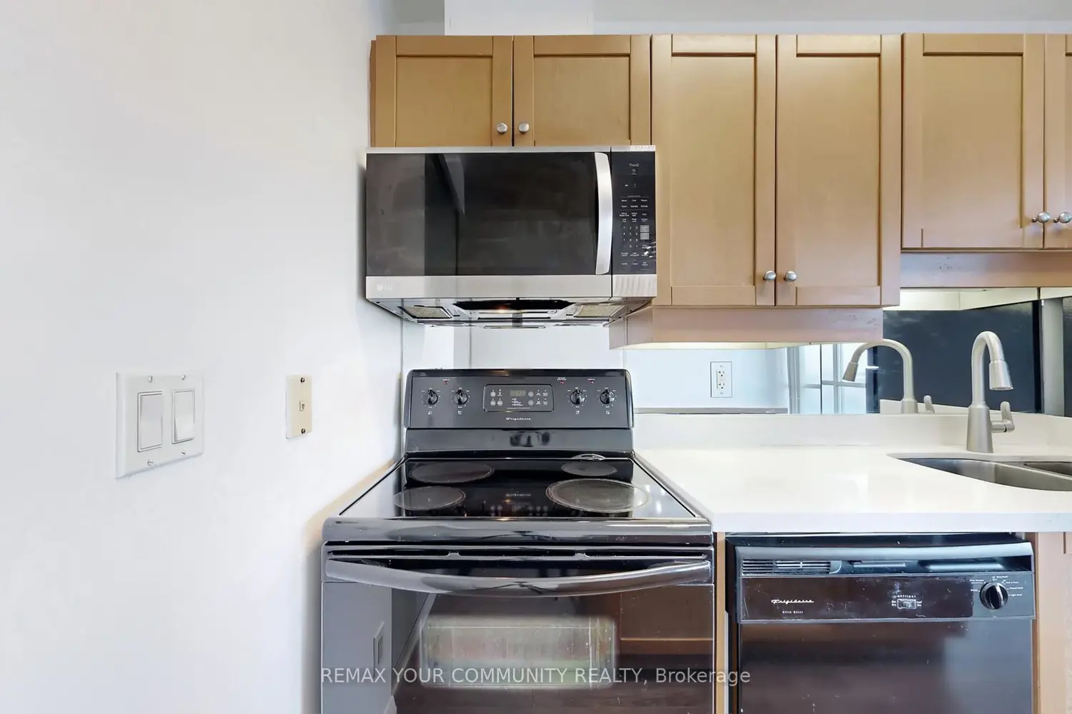 Additional image 6 of 220 Victoria Street 1702