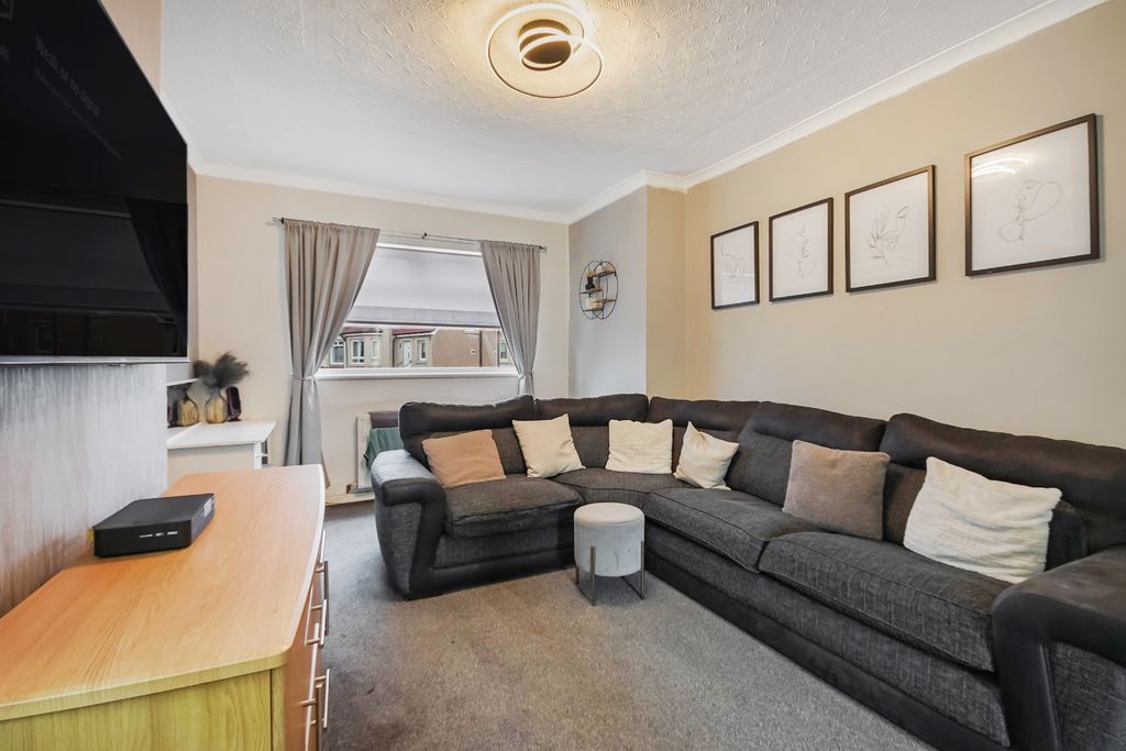 Additional image 3 of 2 bed flat for saleLeven Road, Coatbridge ML5