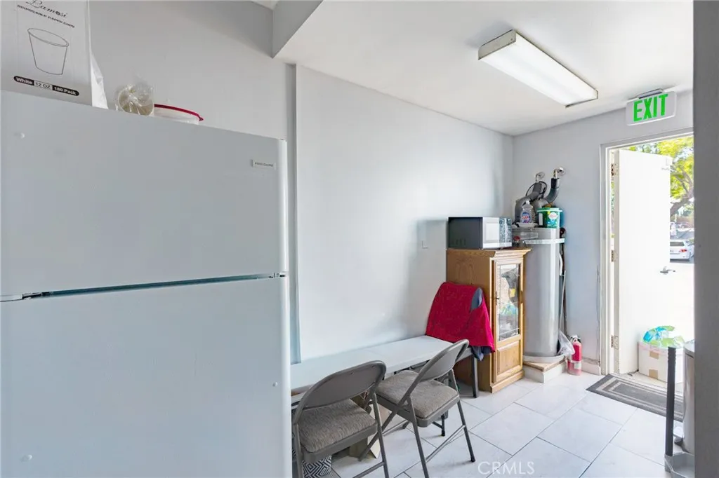 Additional image 17 of 528 E First St Unit A, Tustin, CA 92780