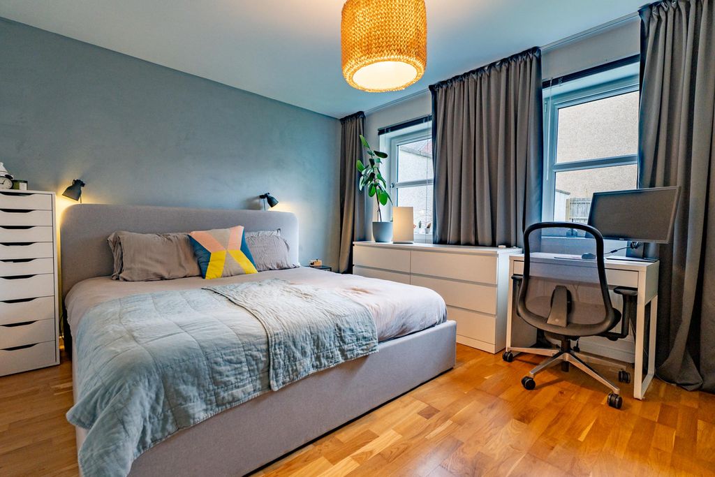 2 bed flat for saleDonside Street, Aberdeen AB24 photo 5