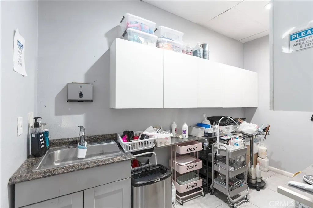 Additional image 22 of 528 E First St Unit A, Tustin, CA 92780