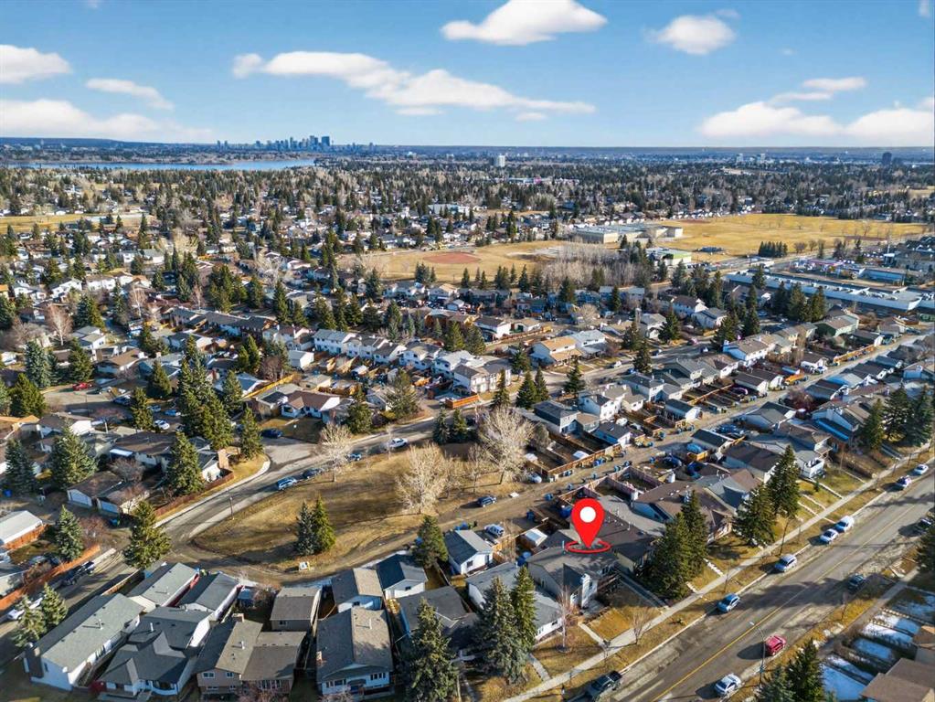 Additional image 2 of 3627 Cedarille Drive SW, Calgary, AB, T2W 3J5