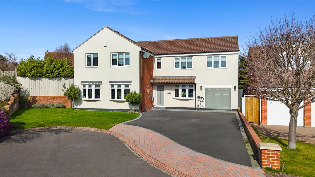 4 bed detached house for saleBeckston Close, Hartlepool TS26