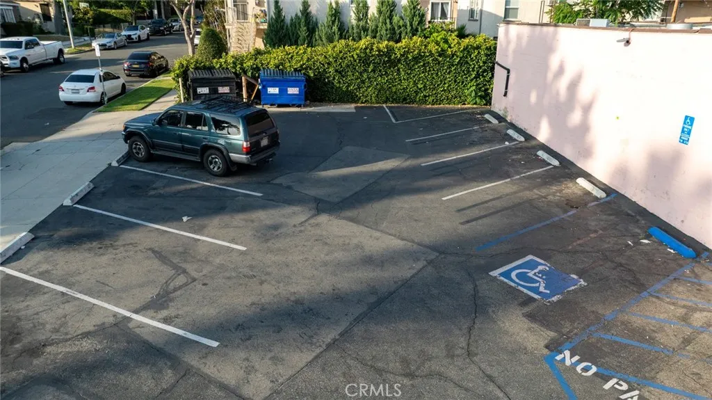 Additional image 30 of 906 S Gkenoaks Boulevard, Burbank, CA 91502