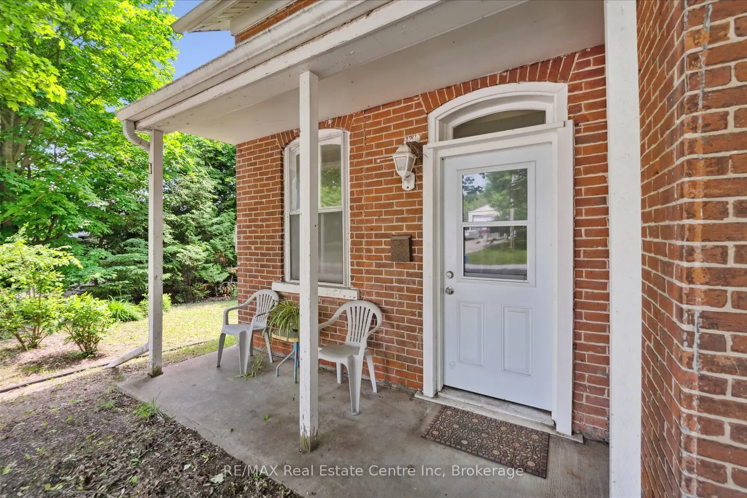 46 Wellington Road 19 photo 2
