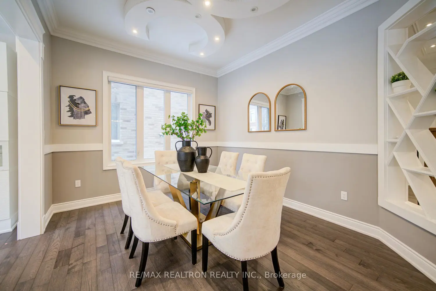 18 Giardina Crescent photo 4