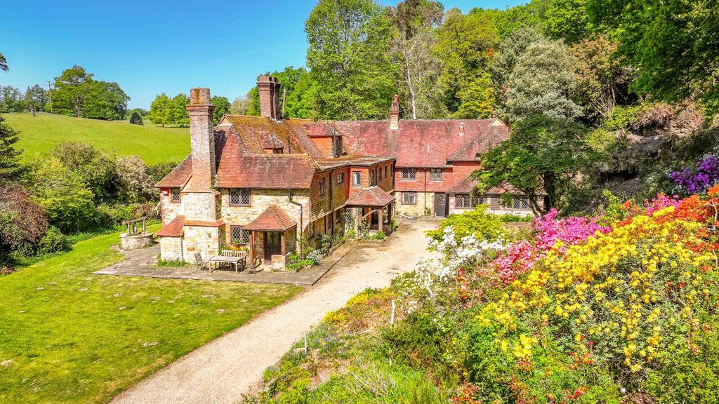 10 bed detached house for saleChithurst Lane, Chithurst, Petersfield, West Sussex GU31 photo 3