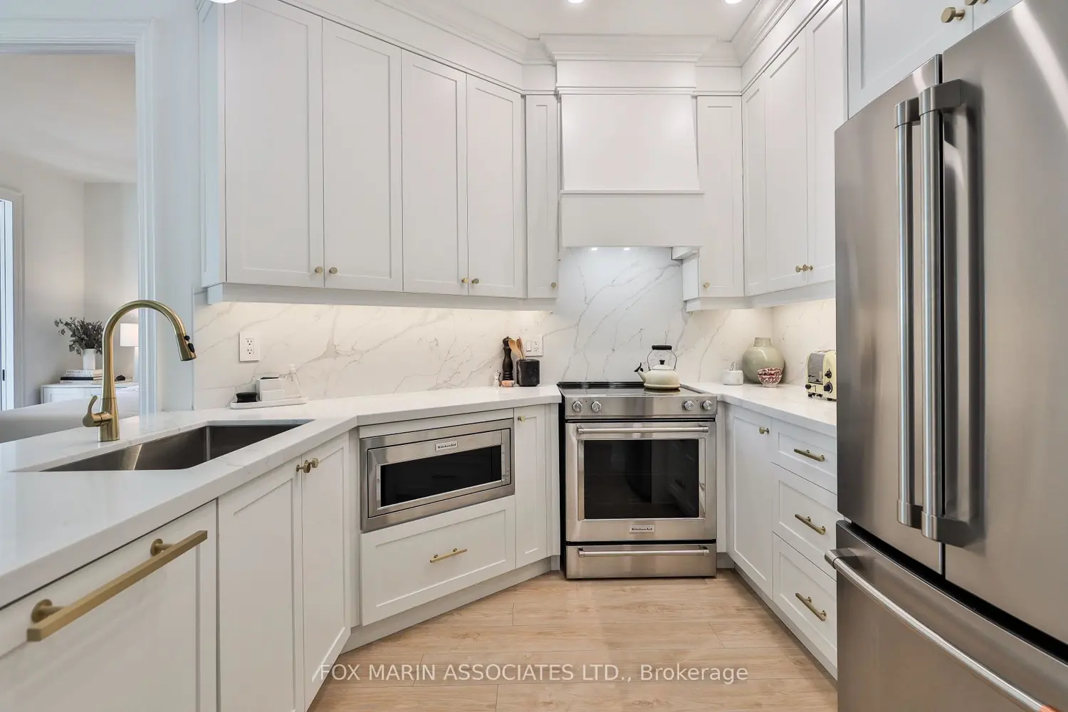 Additional image 10 of 1231 Yonge Street 301