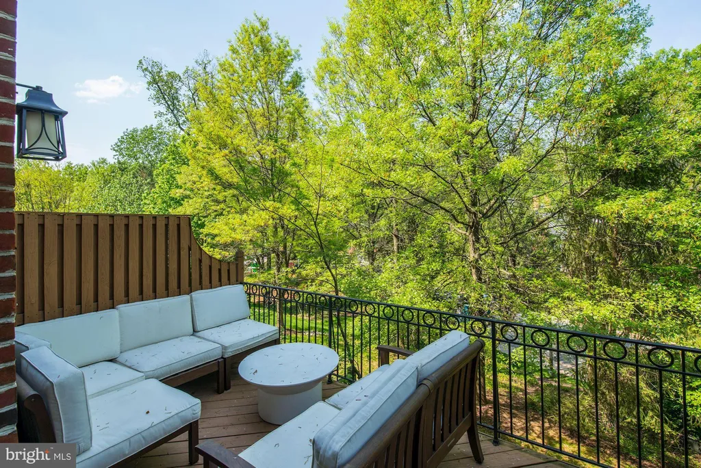 Additional image 8 of 4005 Mansion Drive NW, Washington, DC 20007