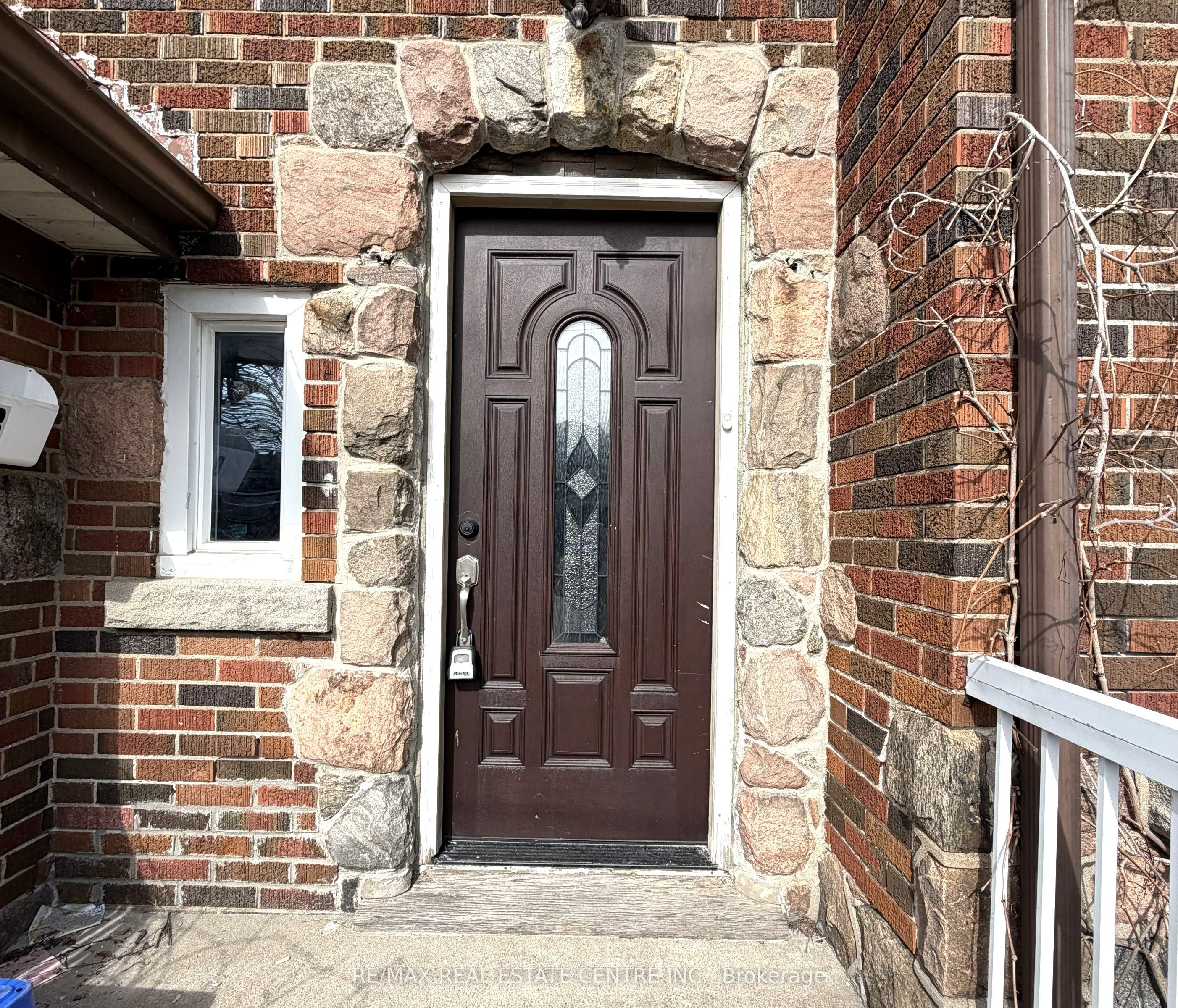 Additional image 2 of 218 Weber Street E, Kitchener, ON, N2H 1E8