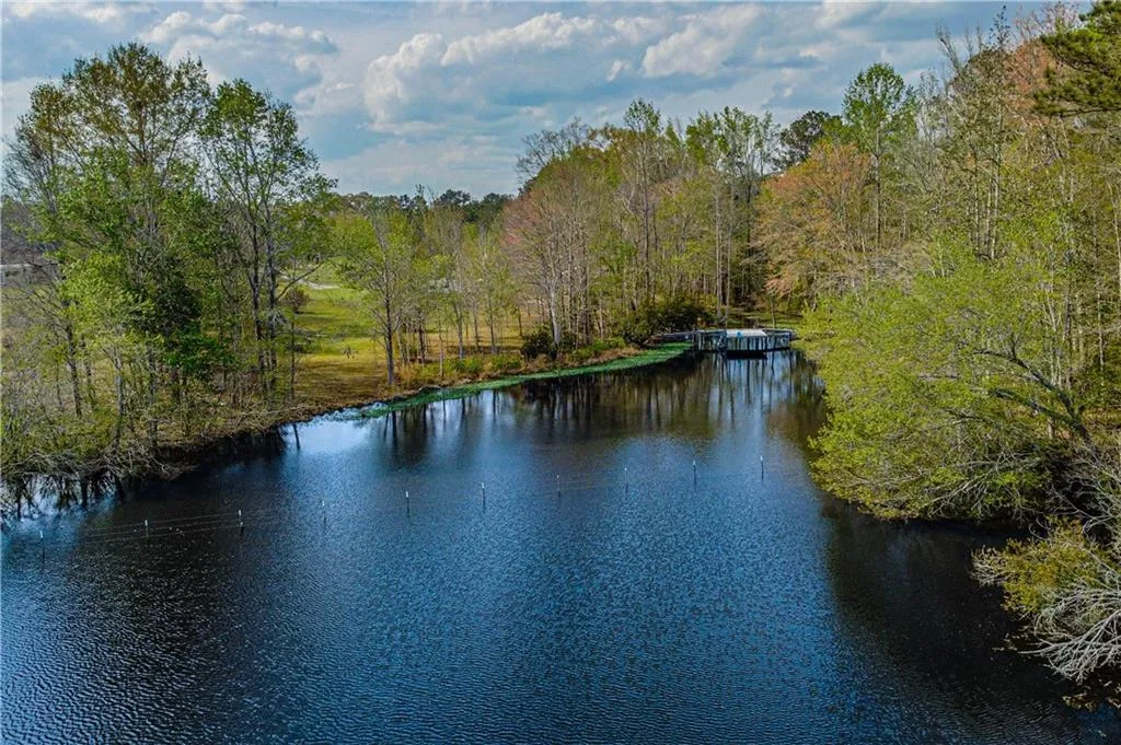 5 Overlook Drive, Seale, AL 36875