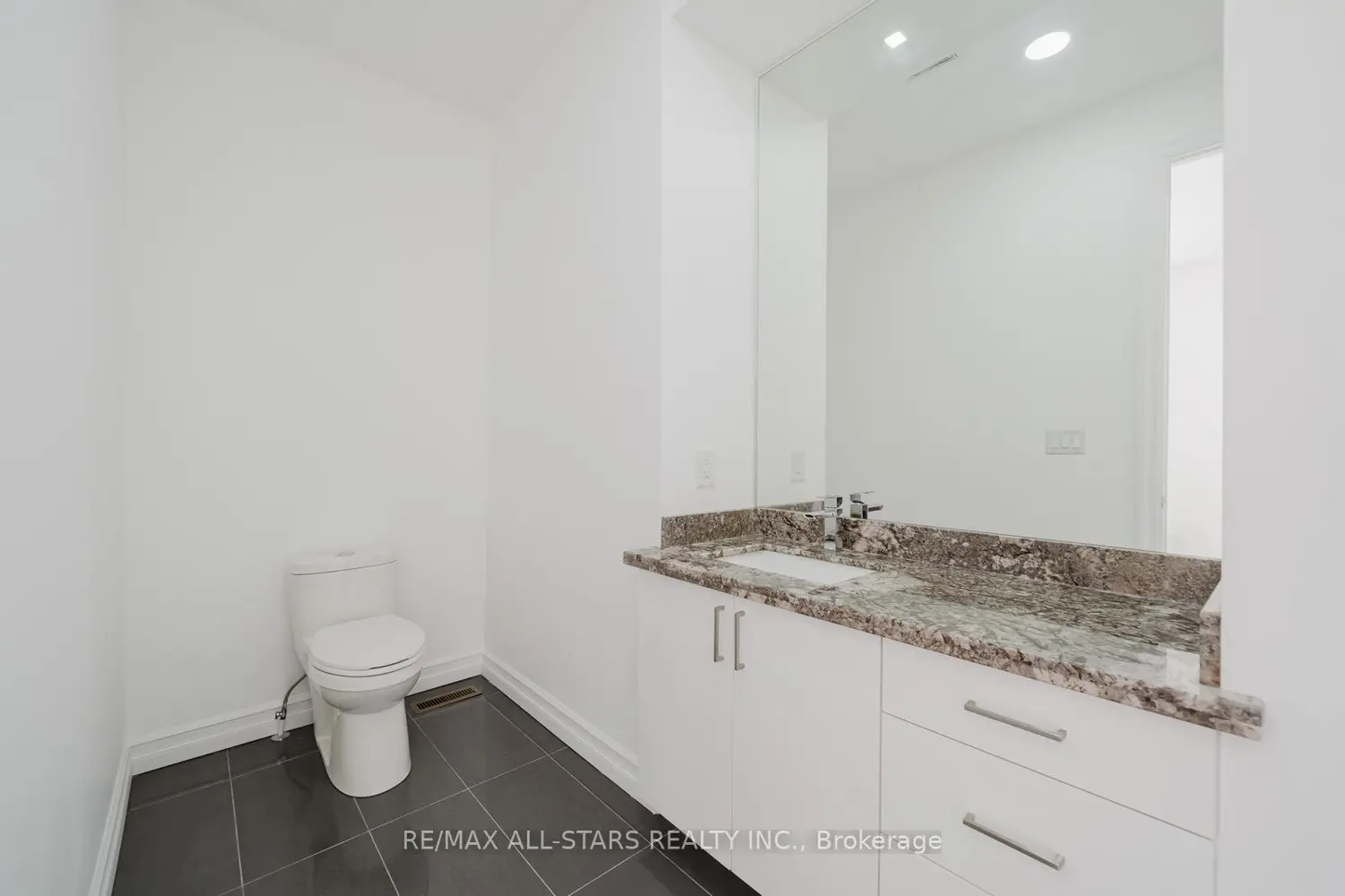 Additional image 12 of 26 Lancer Drive