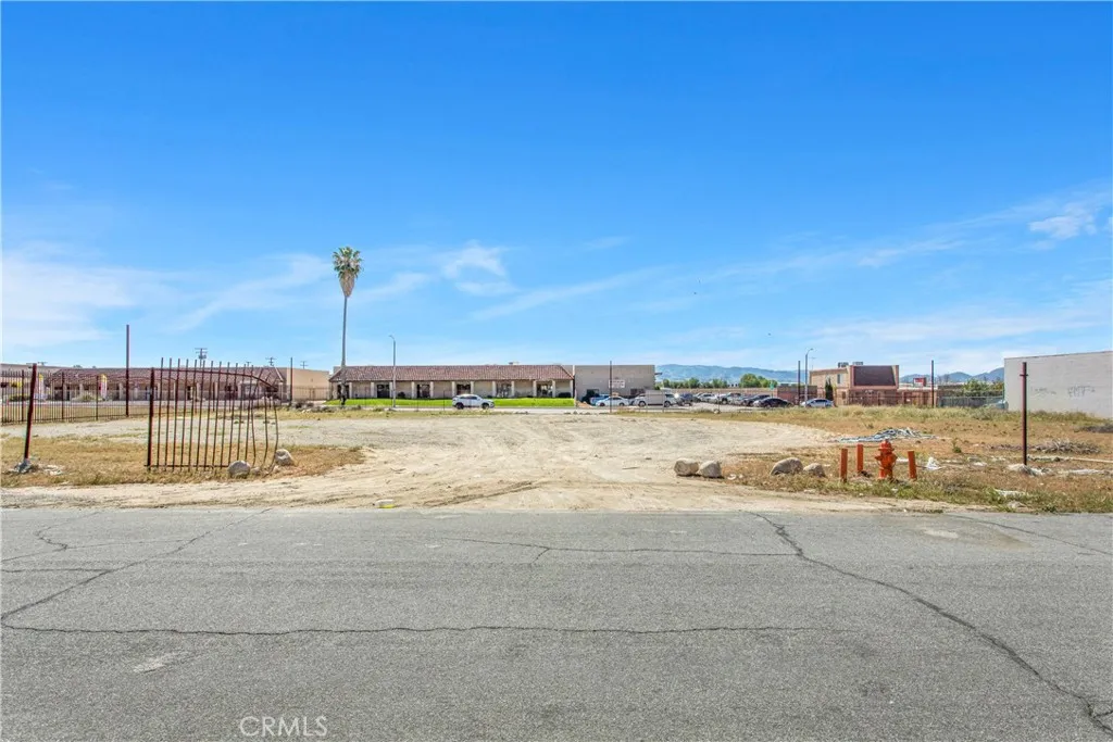 Additional image 10 of 27180 5th, Highland, CA 92346