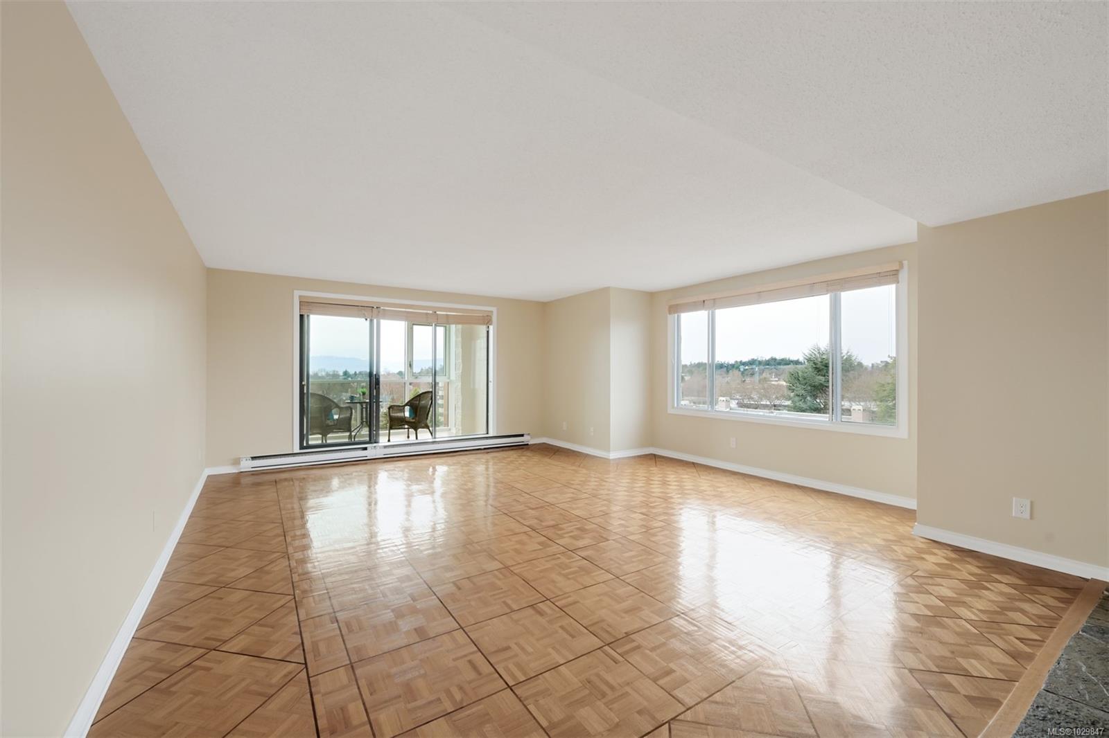 Additional image 4 of 401-1204 Fairfield Road, Victoria, BC, V8V 3B2