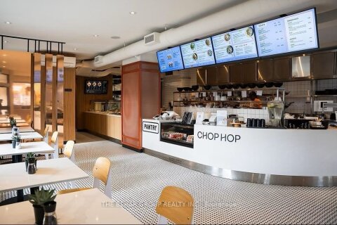 Additional image 5 of 3204 Yonge Street, Toronto, ON, M4N 2L2