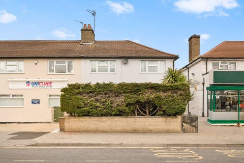 Cranbrook Road, Gants Hill, Essex IG2