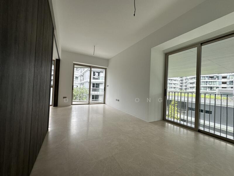 Primary image of 12 Harbourfront Avenue