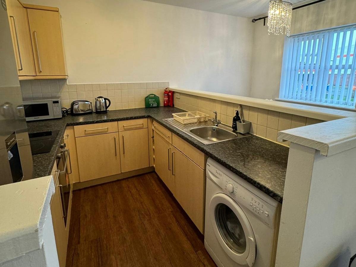 Additional image 2 of 2 Bed Flat, Silchester Drive, M40, N1 7GU