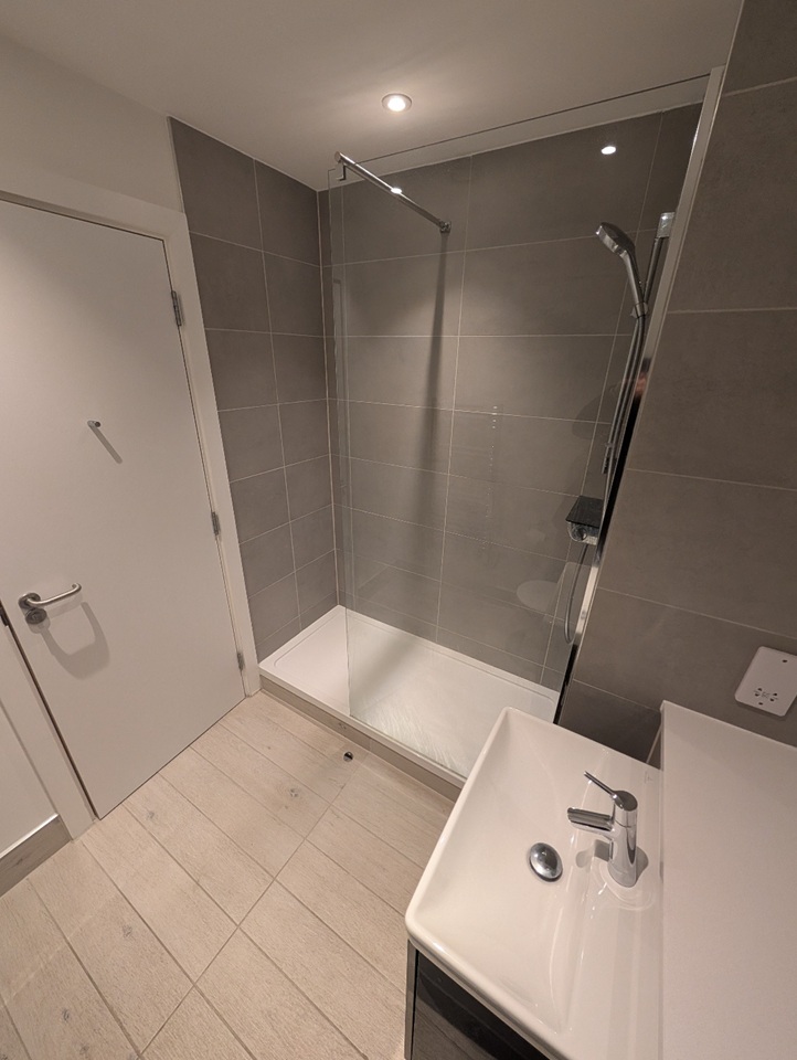 Additional image 10 of 2 Bed Flat, Chapel Street, M3, N1 7GU