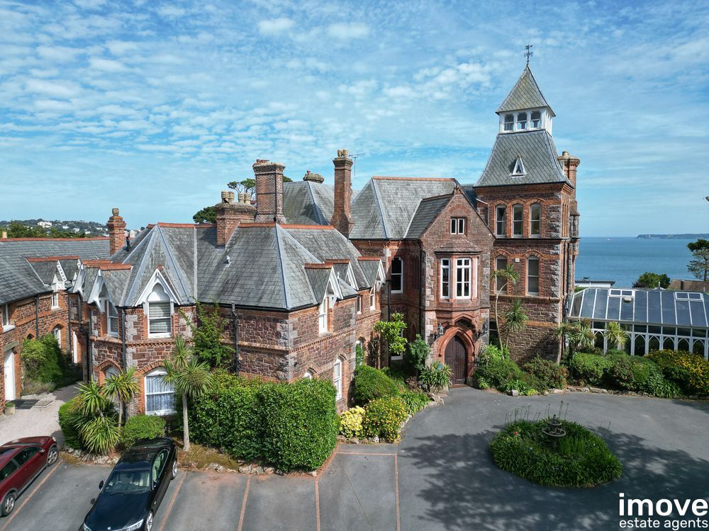 4 bed flat for saleThe Manor House Apartments, Seaway Lane, Torquay TQ2
