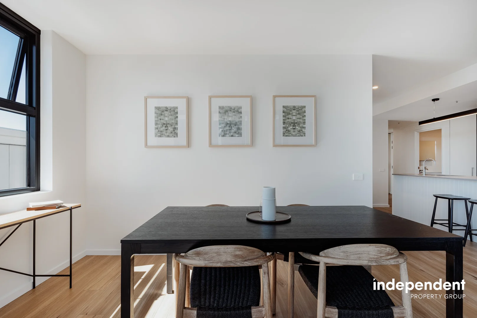 Additional image 2 of Dickson ACT 2602