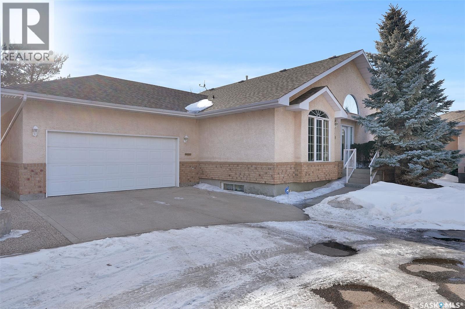 3328 Lakeshore Court, Regina, SK, S4S7H8