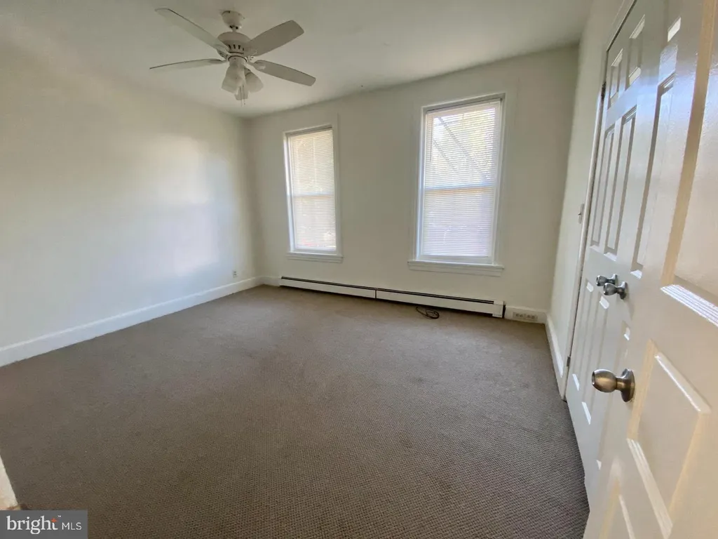 Primary image of 131 W 18th Street, Wilmington, DE 19802