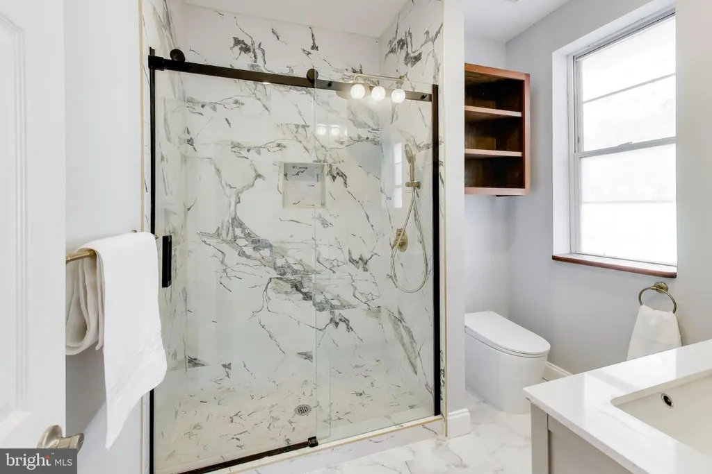 Additional image 20 of 1006 Otis Place NW, Washington, DC 20010