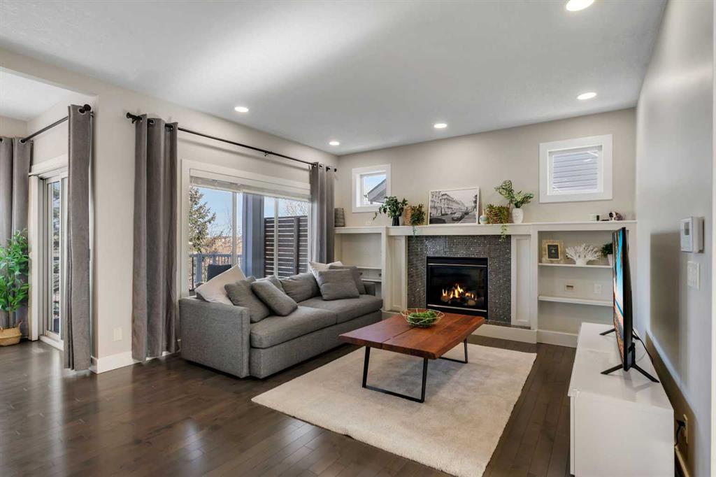 Additional image 3 of 135 Copperleaf Crescent SE, Calgary, AB, T2Z 0C1