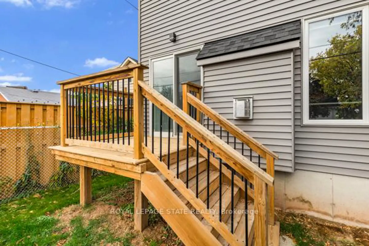 Additional image 16 of 37 Delena Avenue