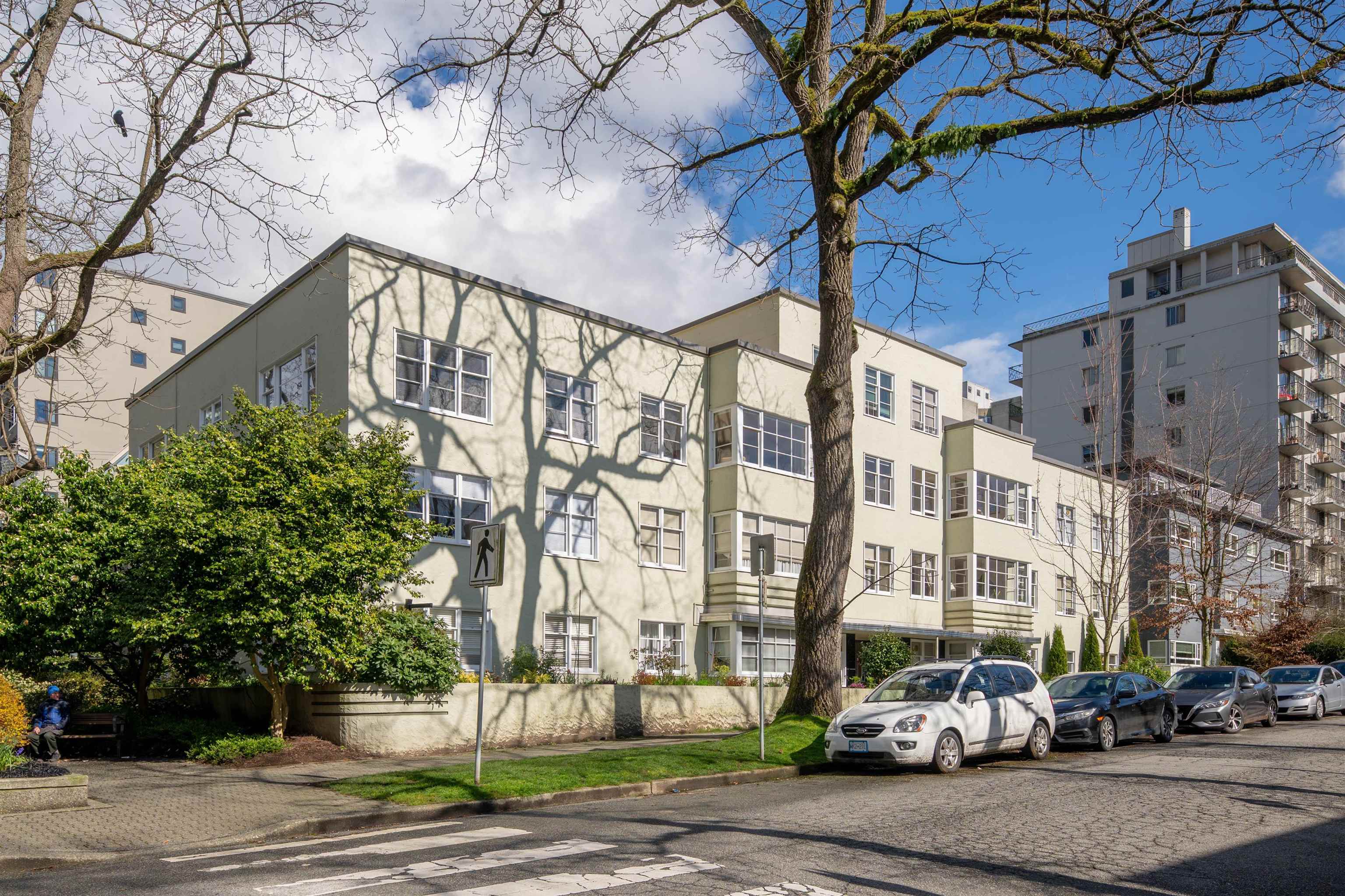Additional image 2 of 303-1565 Burnaby Street, Vancouver, BC, V6G 1X1