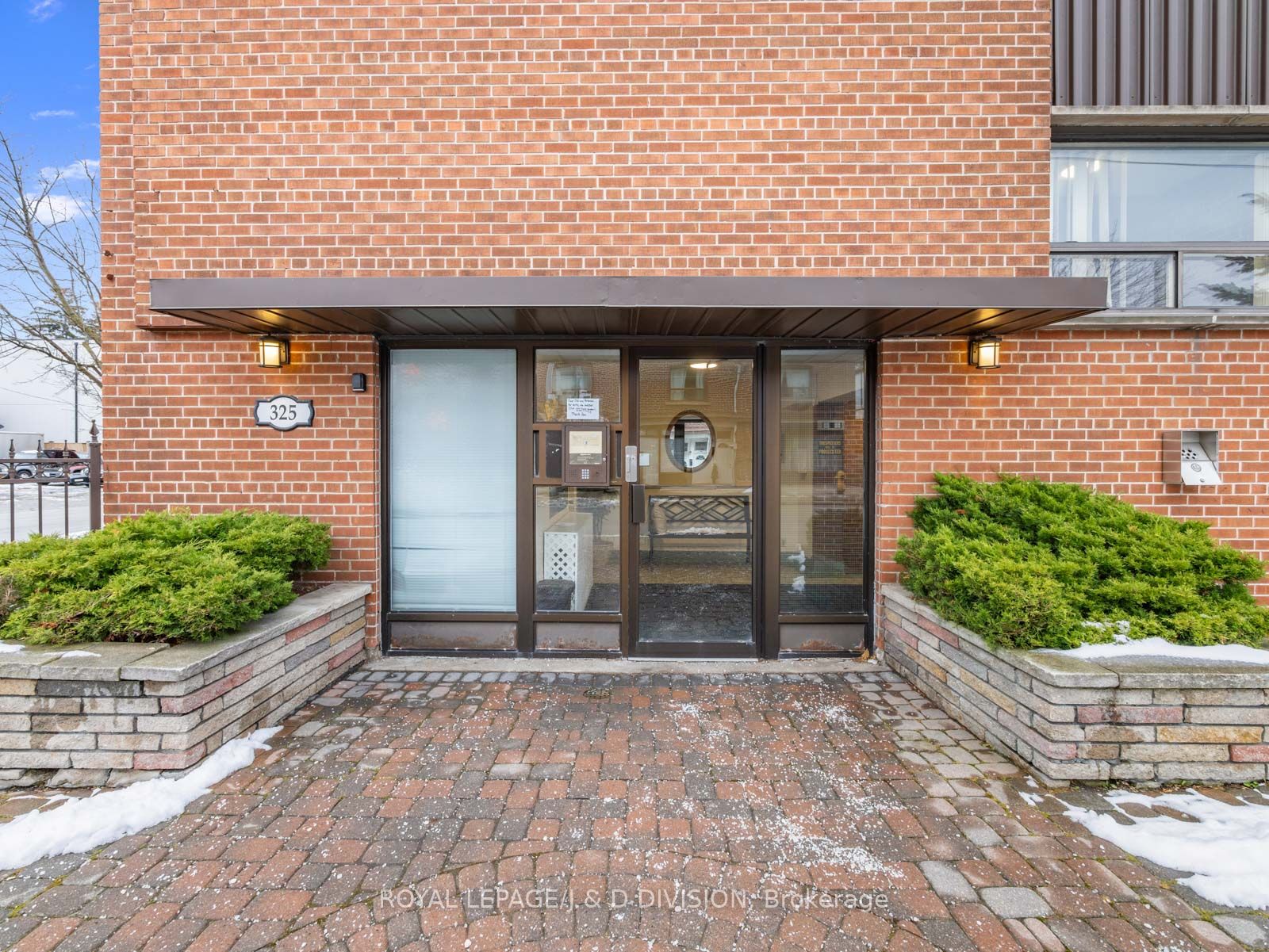 102-325 Sammon Avenue, Toronto, ON, M4J 2A1