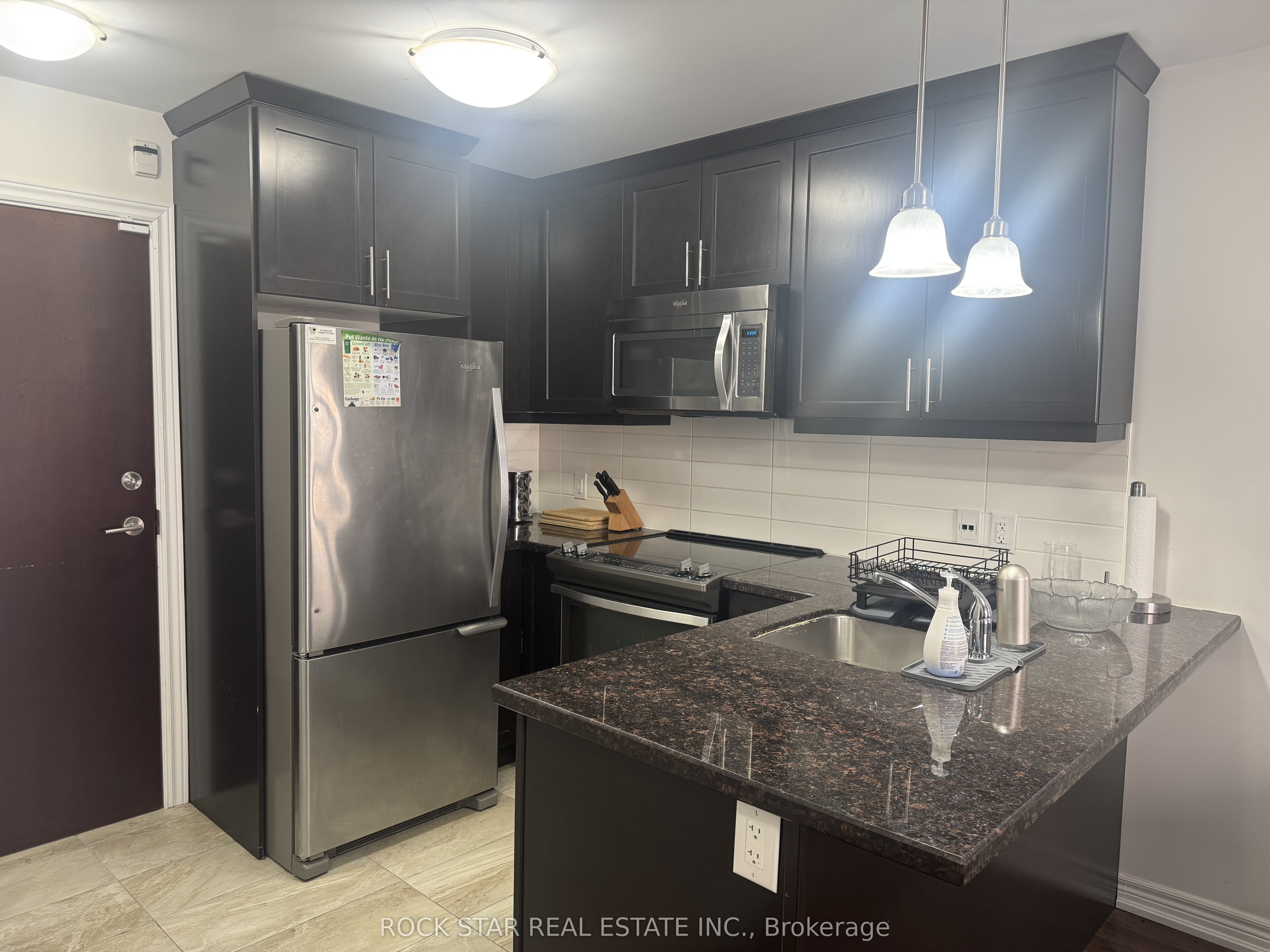 Additional image 2 of 305-73 Washington Avenue, Oakville, ON, L6K 1W5
