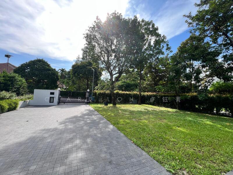 Additional image 3 of +65*94686782Bukit Timah Road Brand New Black and White Bungalow