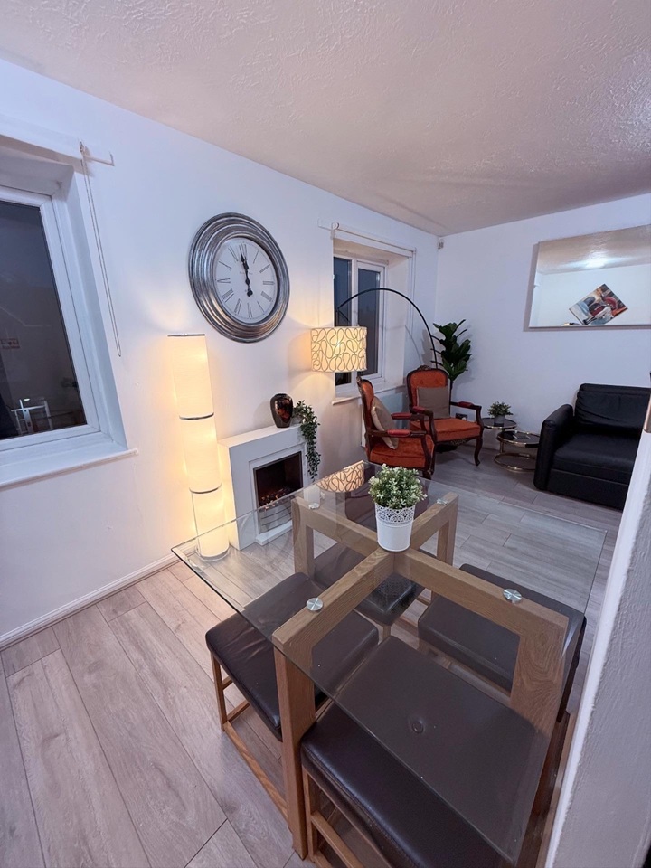 Additional image 10 of 2 Bed Flat, Blackburn St, M3, N1 7GU