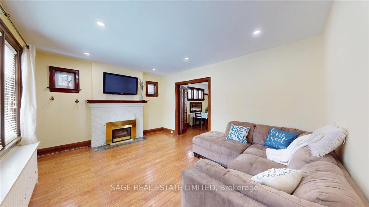 Additional image 4 of 40 William Street, Toronto, ON, M9N 2G7