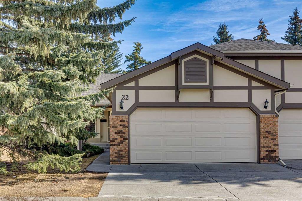 22 Confederation Villas NW, Calgary, AB, T2L 2K9