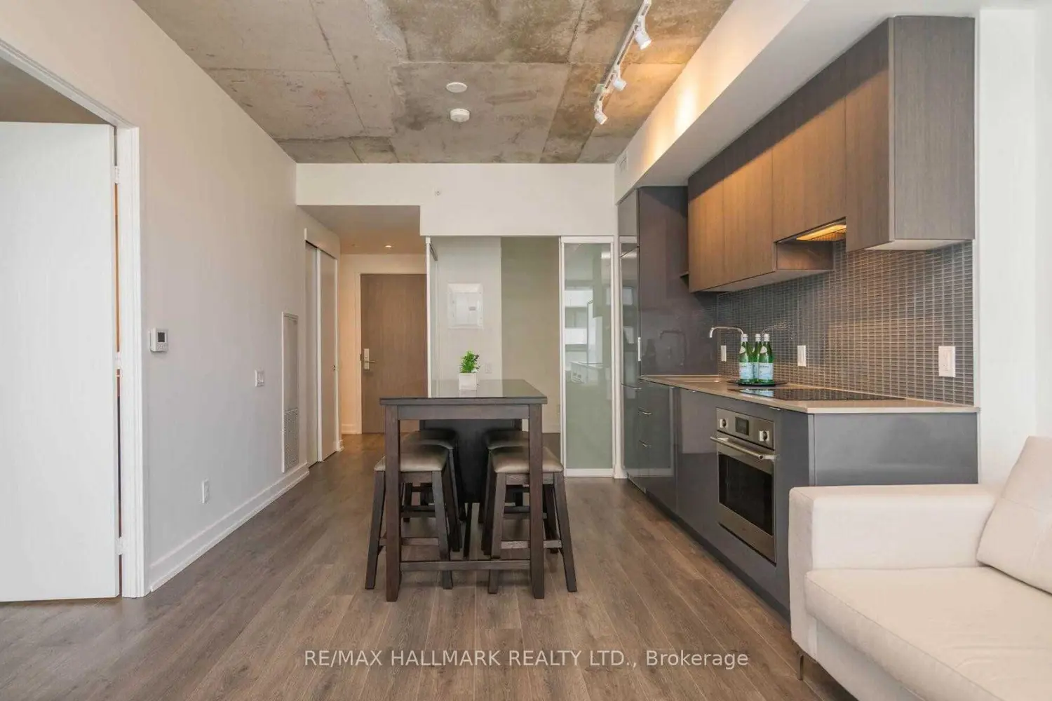 Additional image 19 of 161 Roehampton Avenue 1107