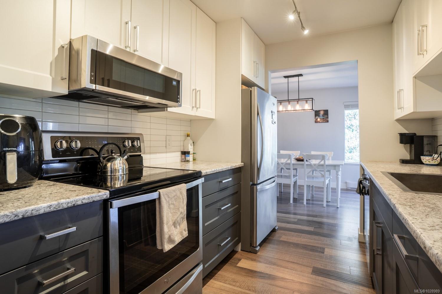 Additional image 2 of 406-4700 Uplands Drive, Nanaimo, BC, V9T 5V1