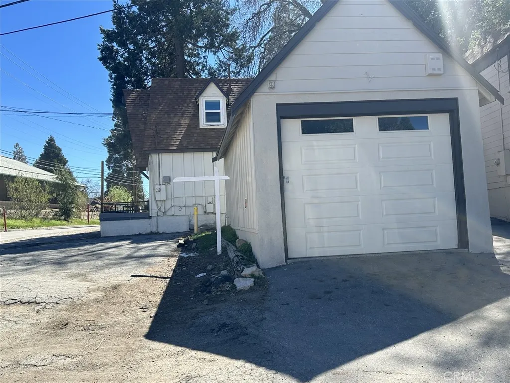 Additional image 17 of 29135 Hook Creek Rd, Cedar Glen, CA 92321
