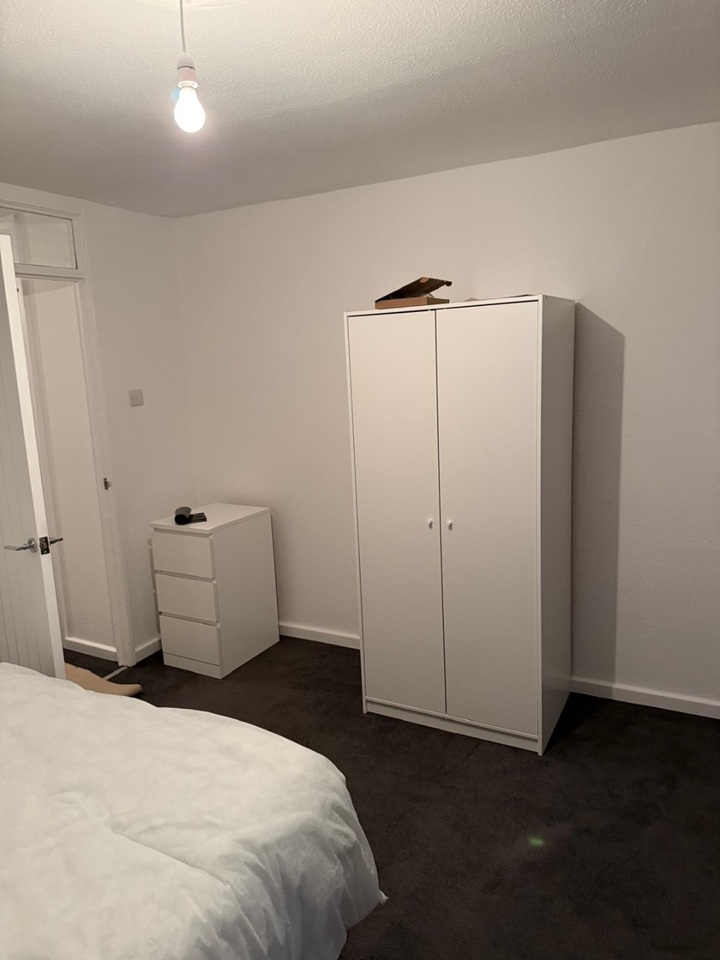 Additional image 7 of Room in a Shared House, Aisgill Avenue, W14, N1 7GU