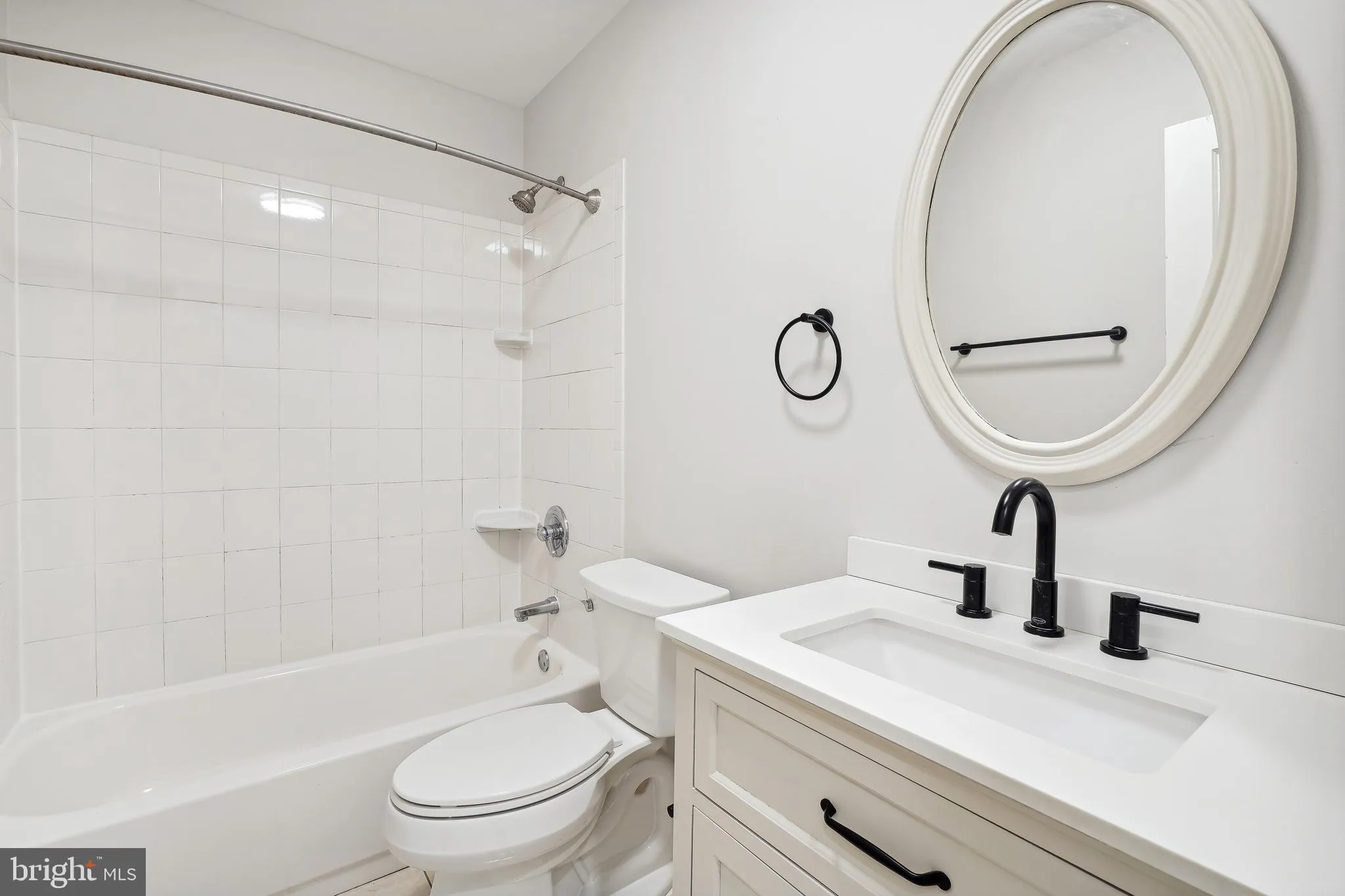 Additional image 32 of 1221 D Street NE, Washington, DC 20002